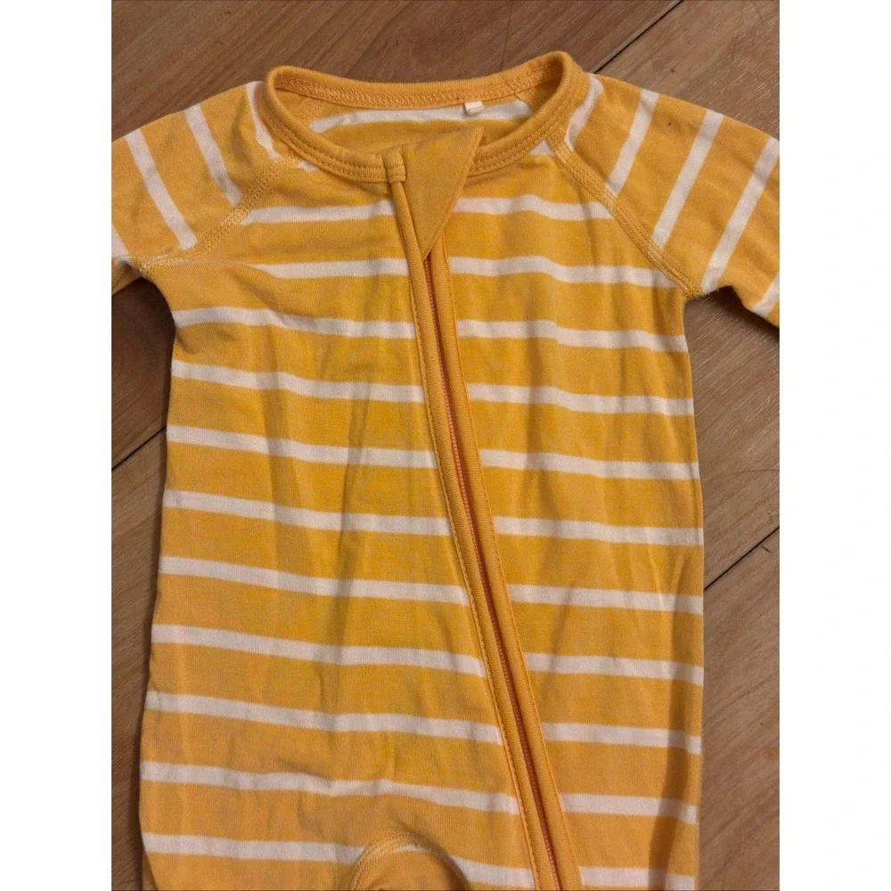 Fzzko Baby Boys Preemie Baby Boys Yellow Soft Bamboo Footed Sleeper Pajamas EUC